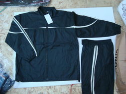 福州榮登貿易 雪克套網布男套裝貨源充足，覆蓋鞋帽、服飾、童裝零售與批發